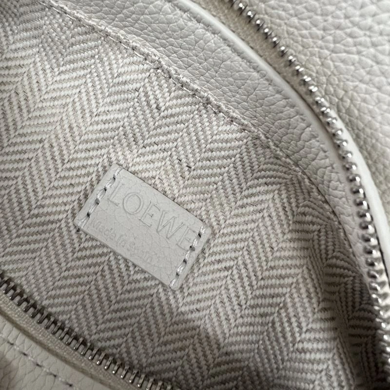Modern Loewe Puzzle Bags 61526