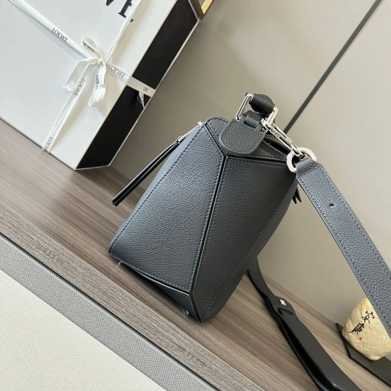 Sustainable Loewe Puzzle Bags 61545