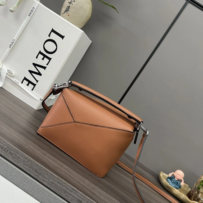 Popular Loewe Puzzle Bags 61499