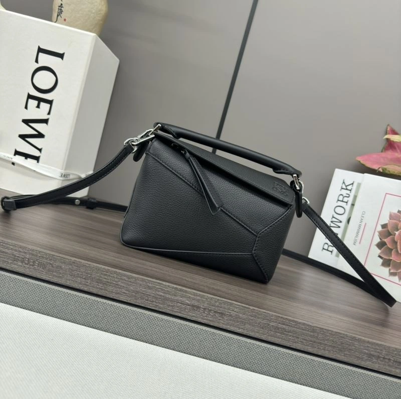 Contemporary Loewe Puzzle Bags 61494