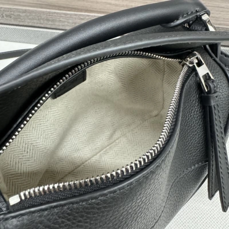 Contemporary Loewe Puzzle Bags 61494