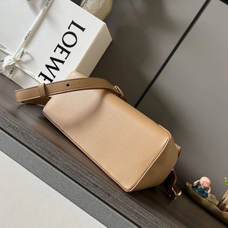 Vibrant Loewe Puzzle Bags 61492