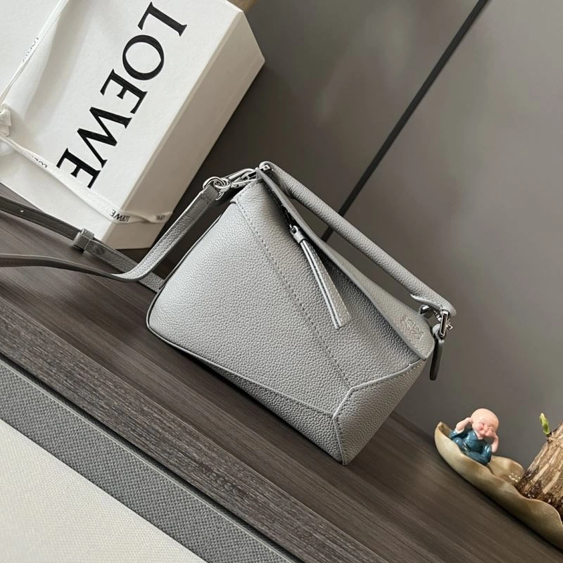 Neat Loewe Puzzle Bags 61522