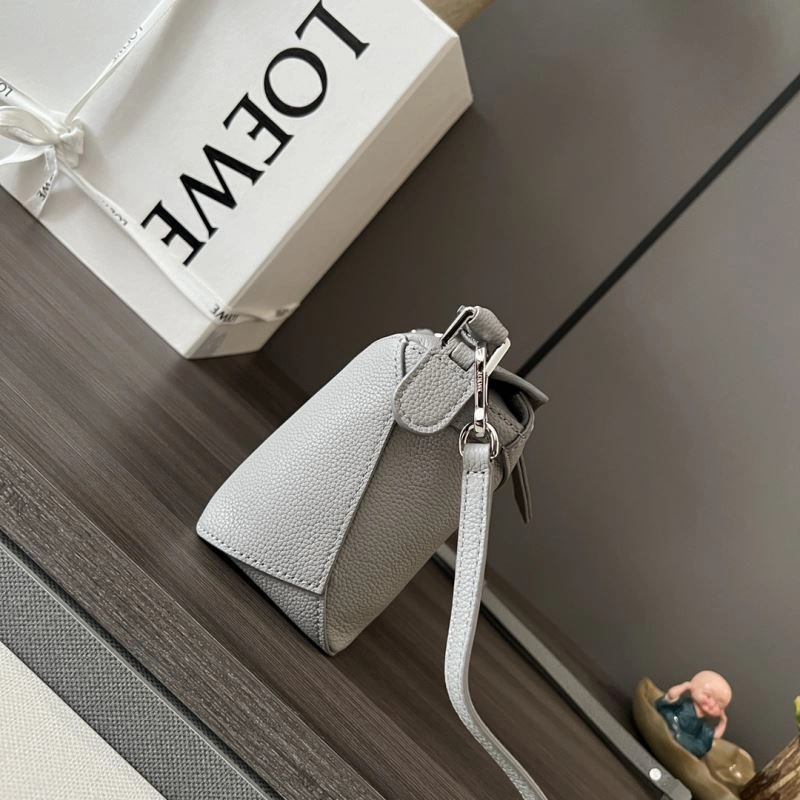 Neat Loewe Puzzle Bags 61522