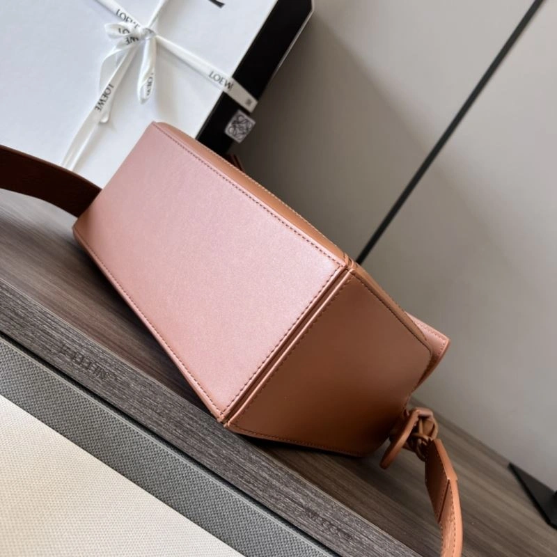 Neat Loewe Puzzle Bags 61468