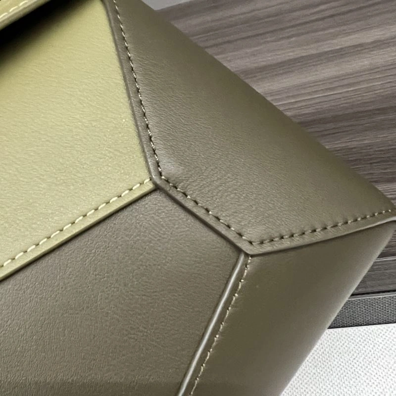 WaterResistant Loewe Puzzle Bags 61459