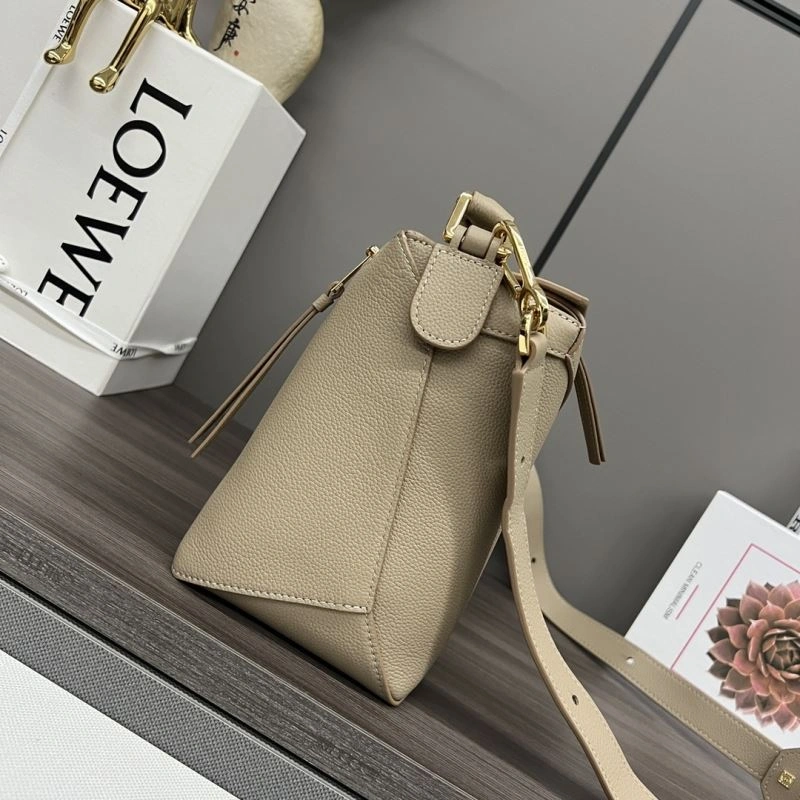 Elegant Loewe Puzzle Bags 61449