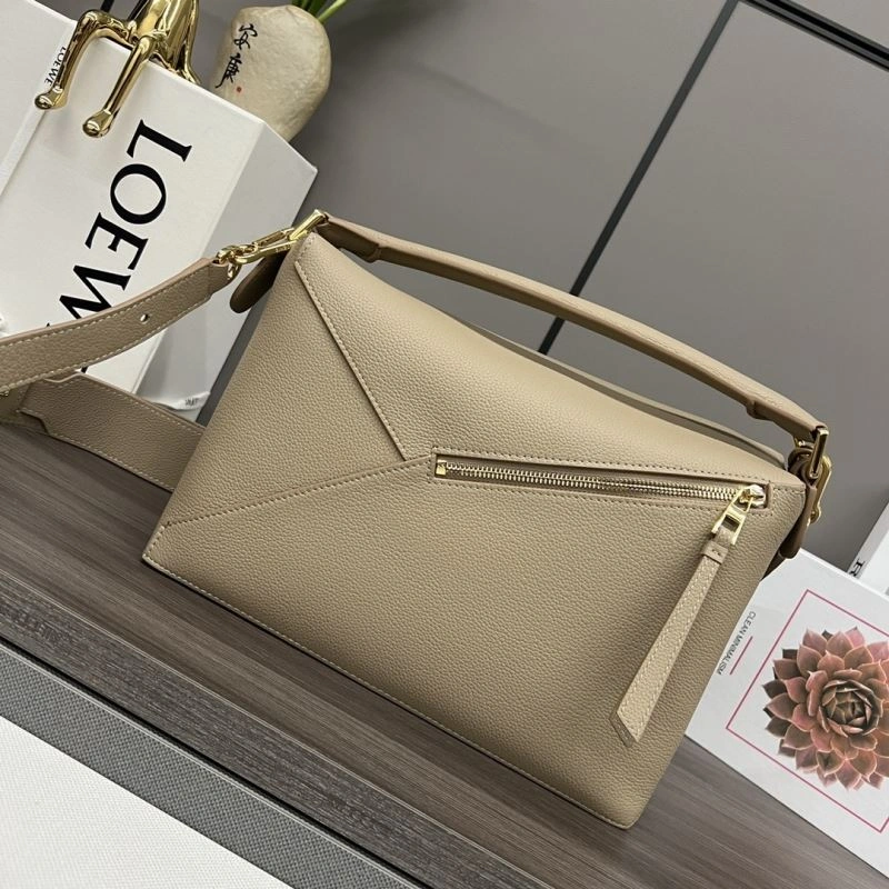 Elegant Loewe Puzzle Bags 61449
