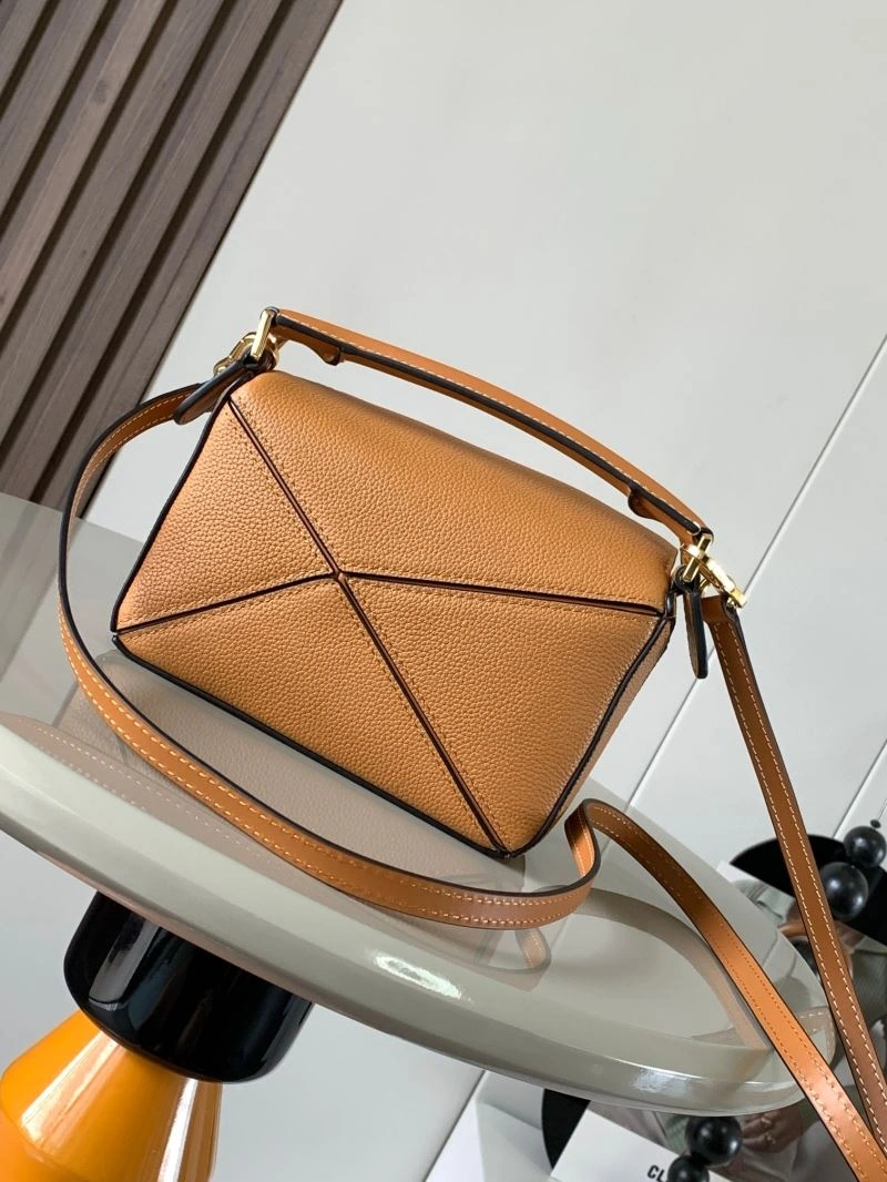 Lightweight Loewe Puzzle Bags 77502