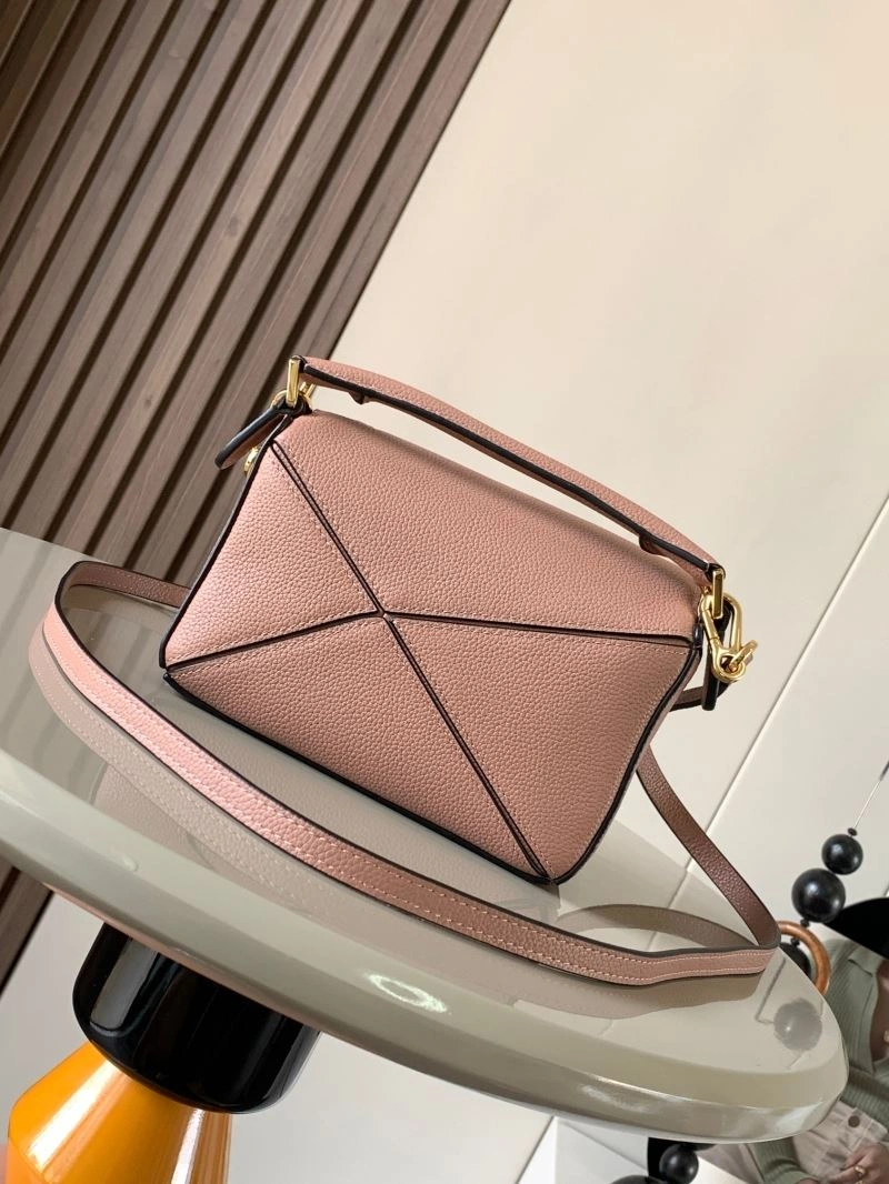 Popular Loewe Puzzle Bags 77489