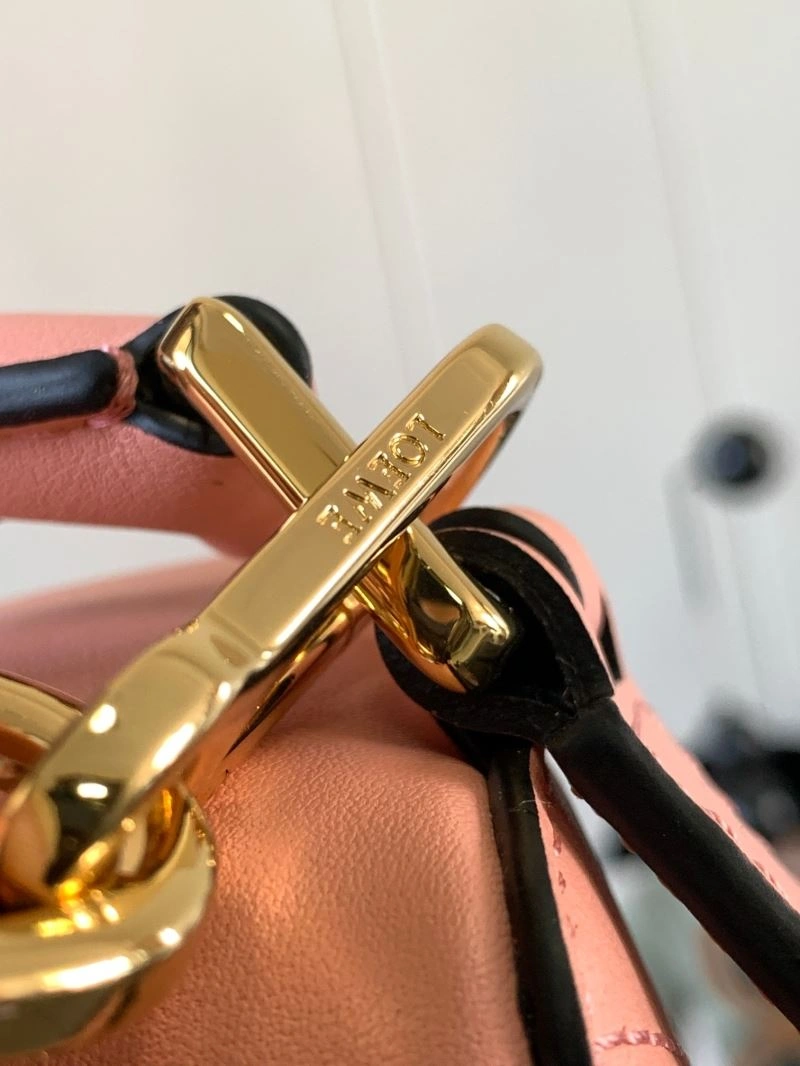 Packable Loewe Puzzle Bags 77480