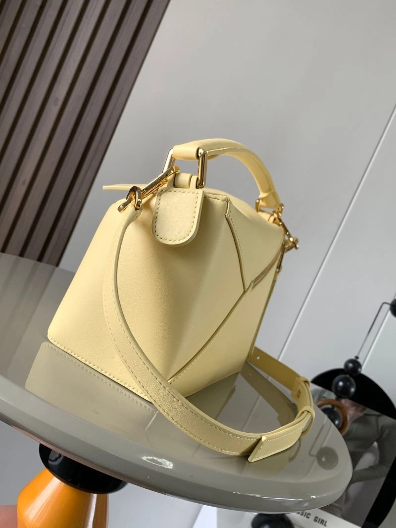 Loewe Puzzle Bags Seasonal 73118