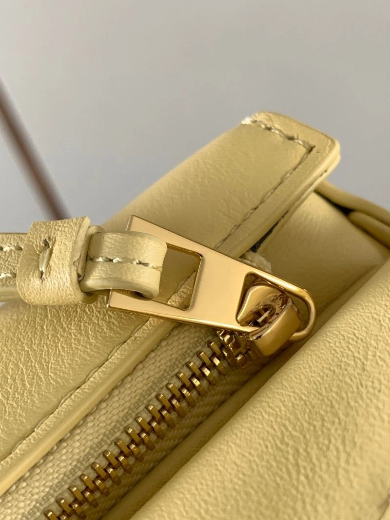 Practical Loewe Puzzle Bags 73172