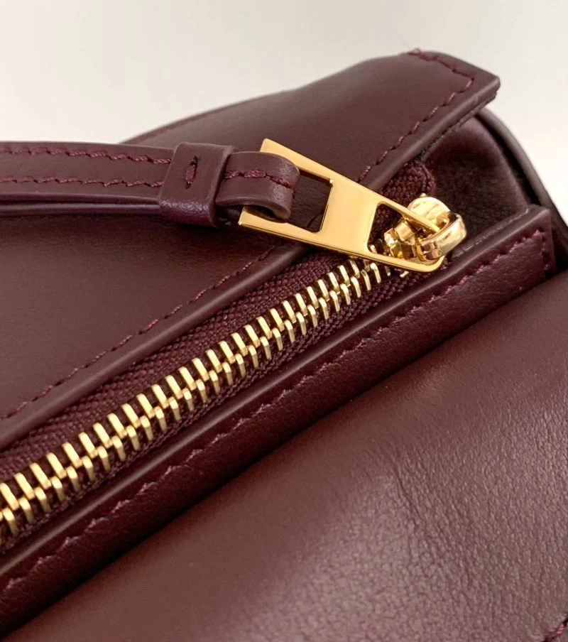 Snug Loewe Puzzle Bags 73131