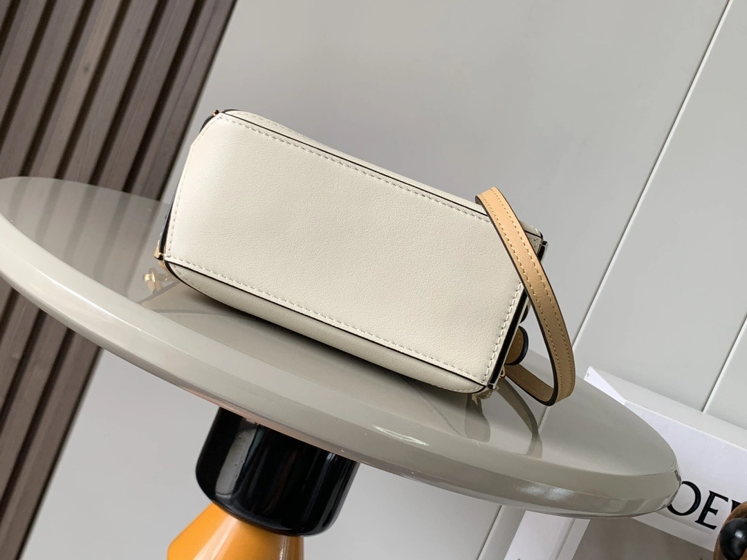 Loewe Puzzle Bags Efficient 71952