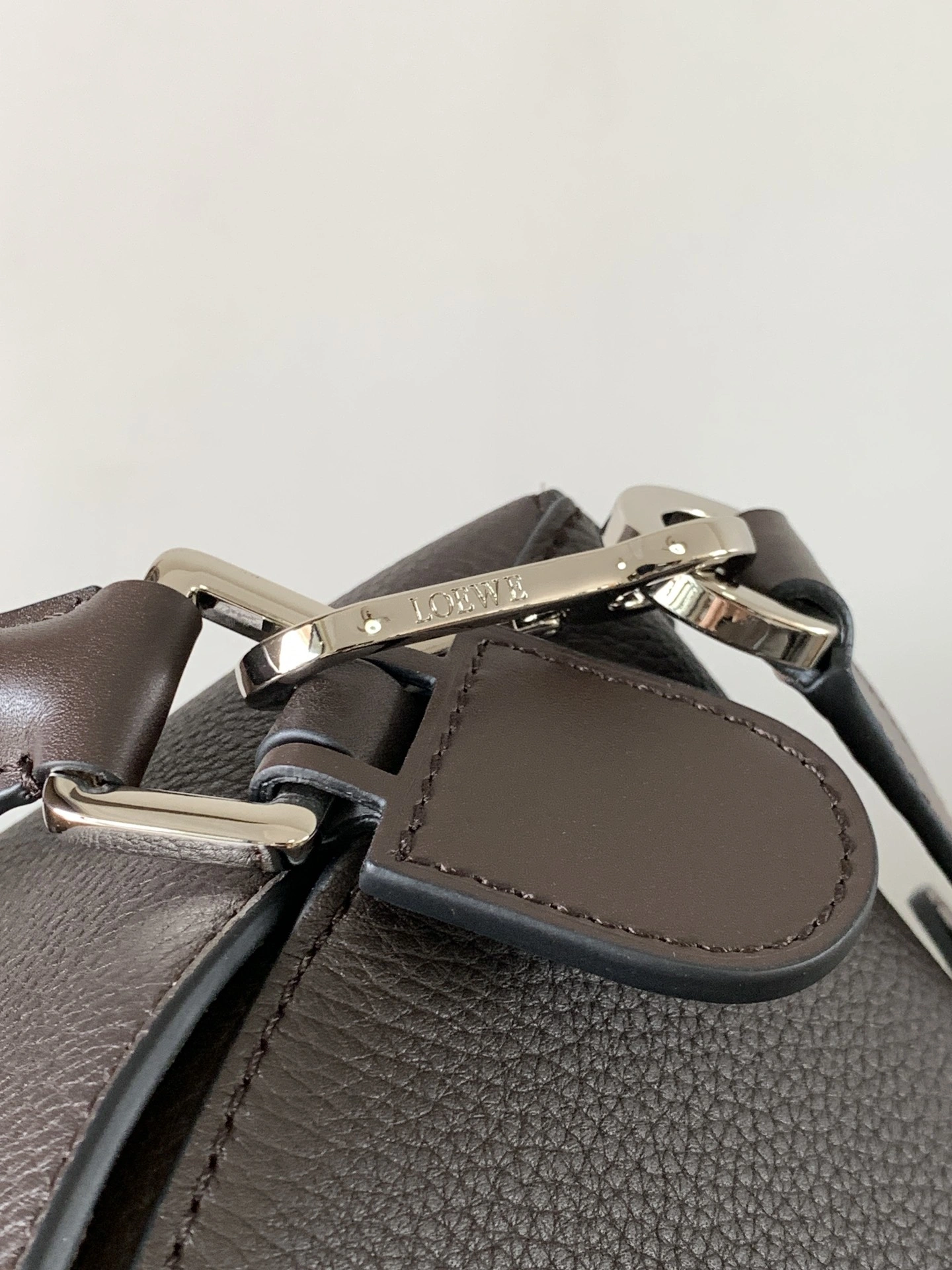 Durable Loewe Puzzle Bags 71948