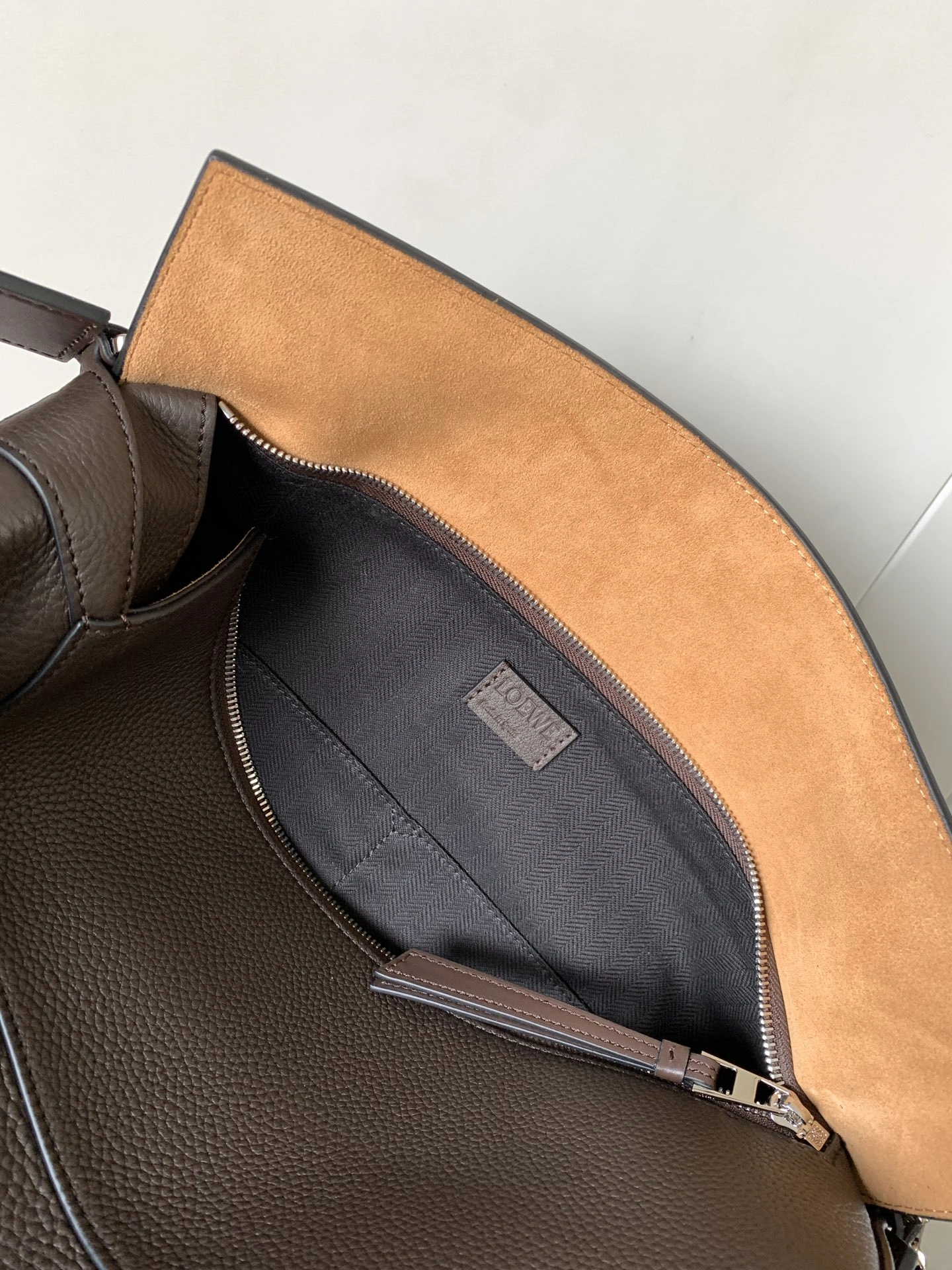 Durable Loewe Puzzle Bags 71948