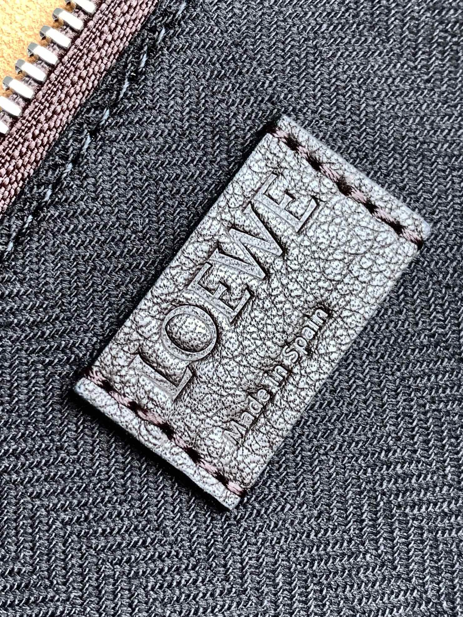 Durable Loewe Puzzle Bags 71948