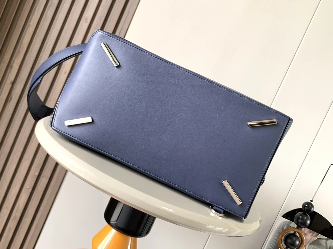 Lightweight Loewe Puzzle Bags 71932