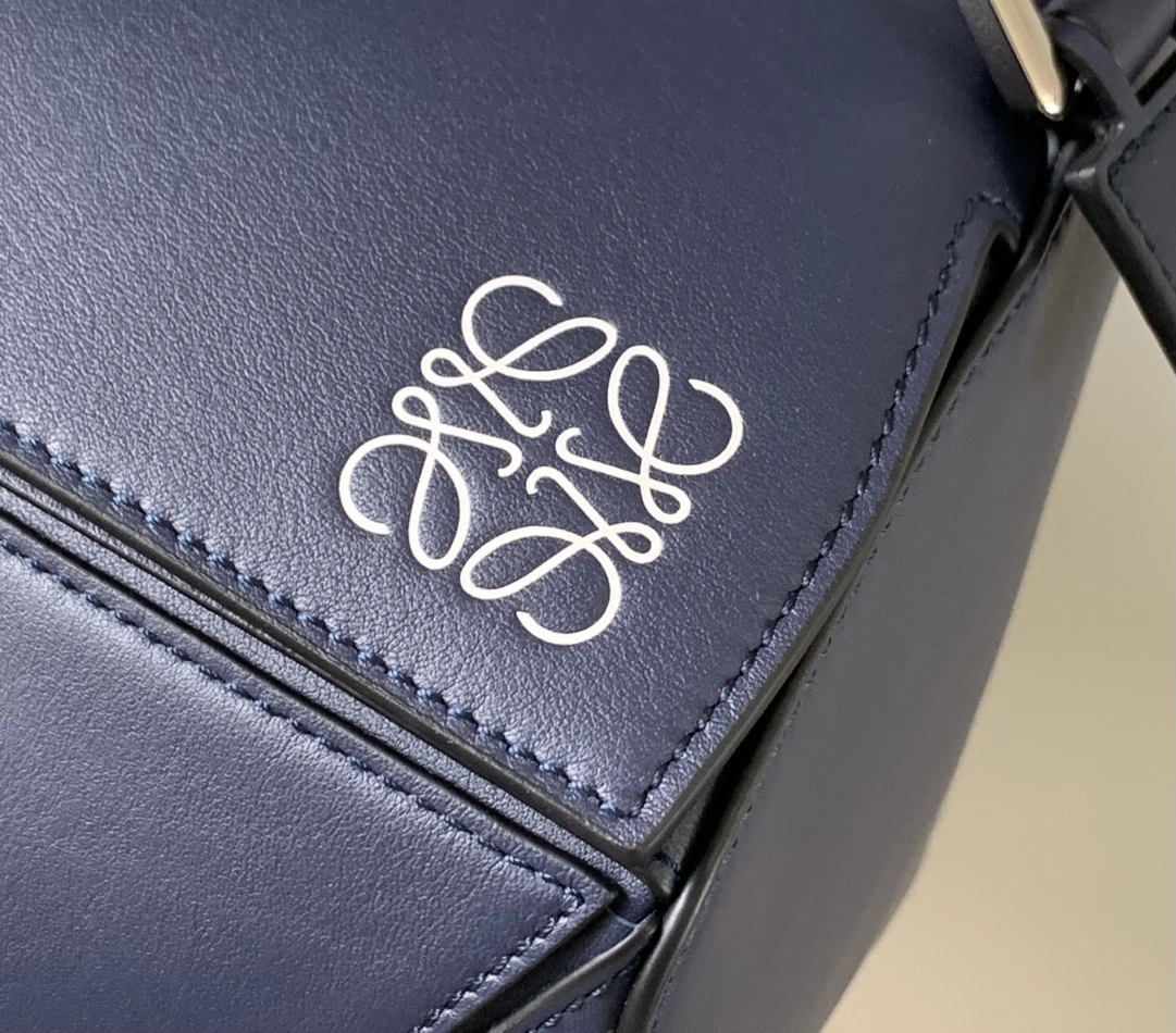 Lightweight Loewe Puzzle Bags 71932