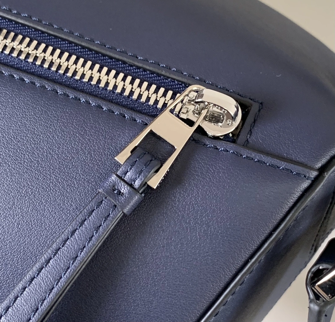Lightweight Loewe Puzzle Bags 71932