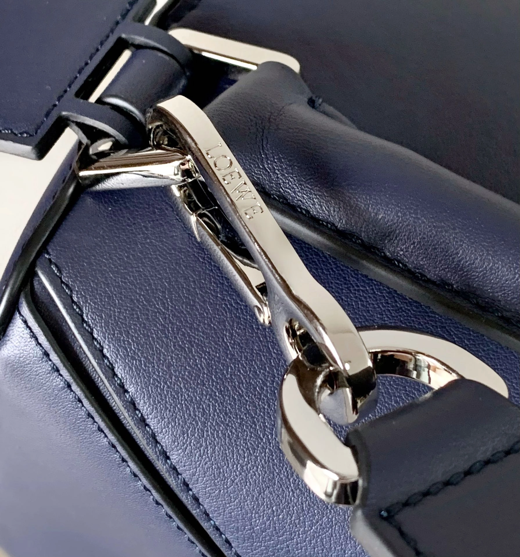 Lightweight Loewe Puzzle Bags 71932