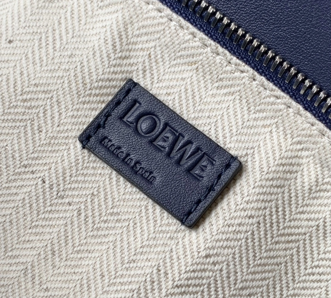 Lightweight Loewe Puzzle Bags 71932