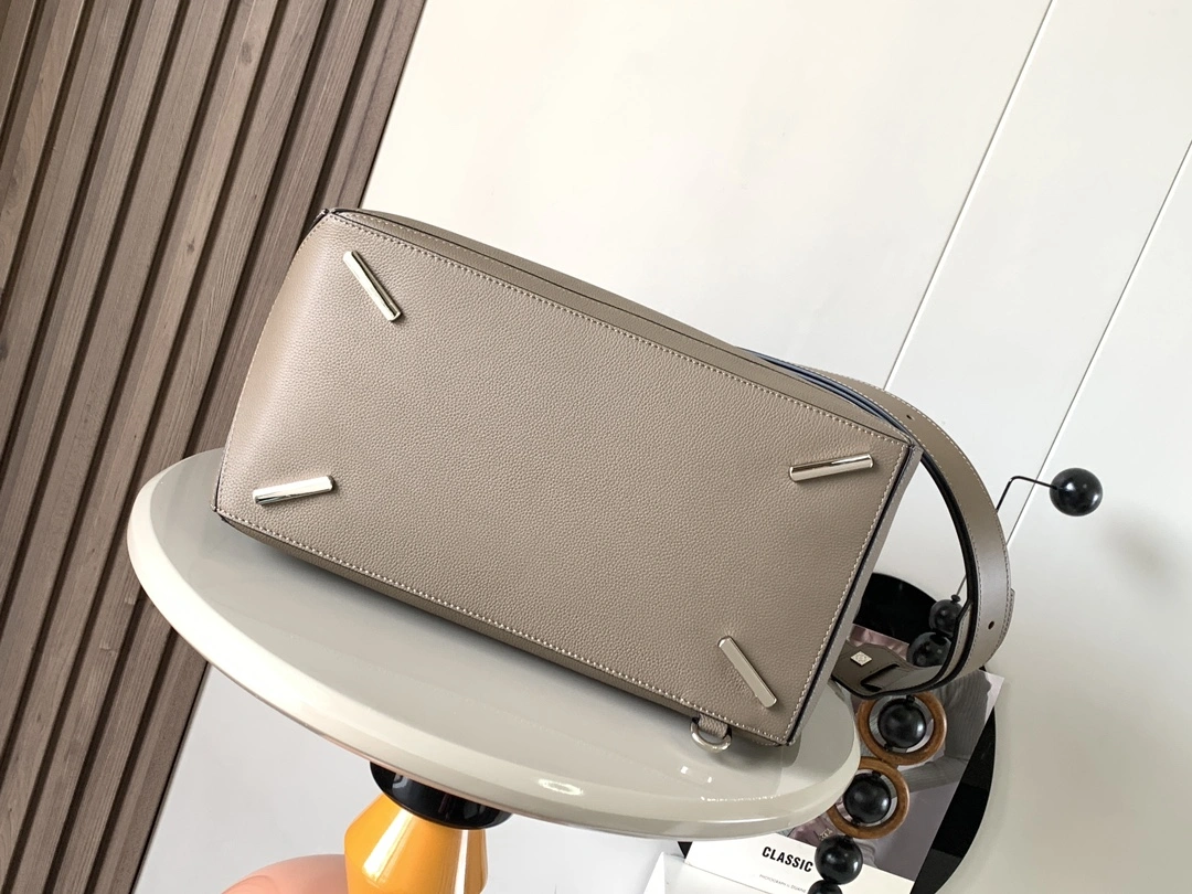 Lightweight Loewe Puzzle Bags 71933