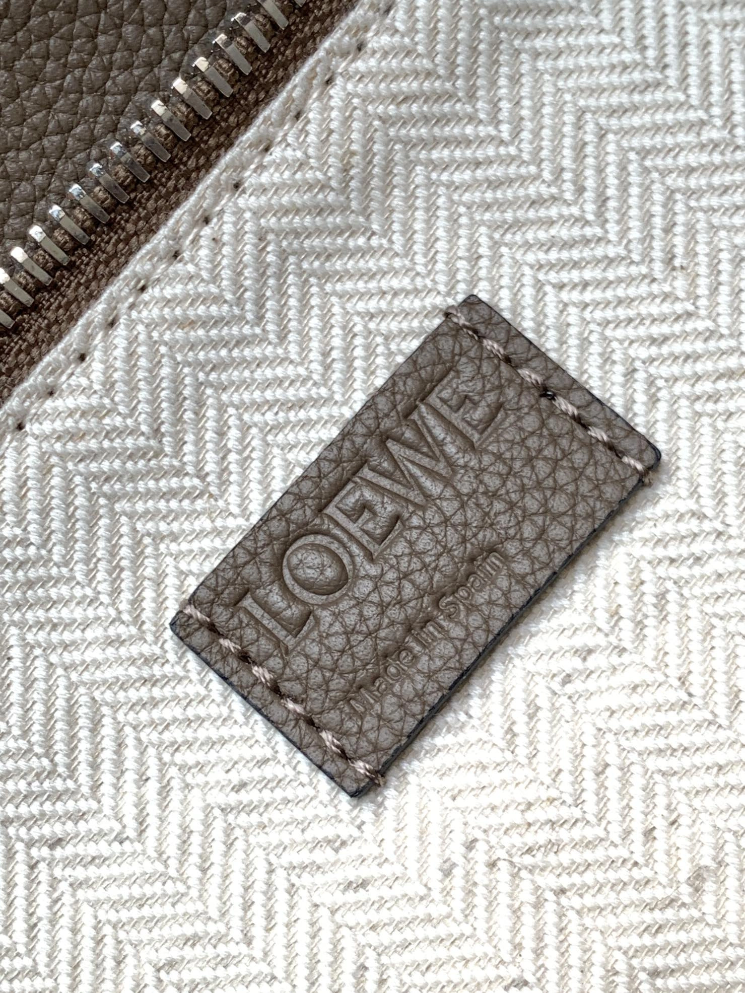 Lightweight Loewe Puzzle Bags 71933