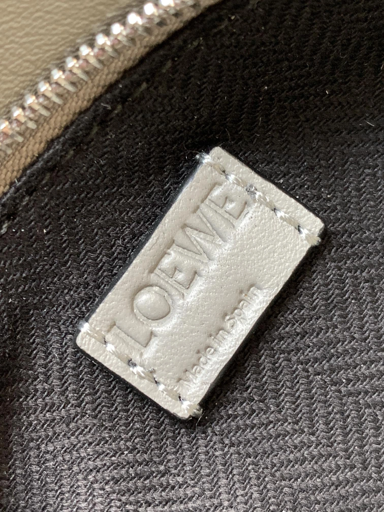 SmoothTexture Loewe Puzzle Bags 71938