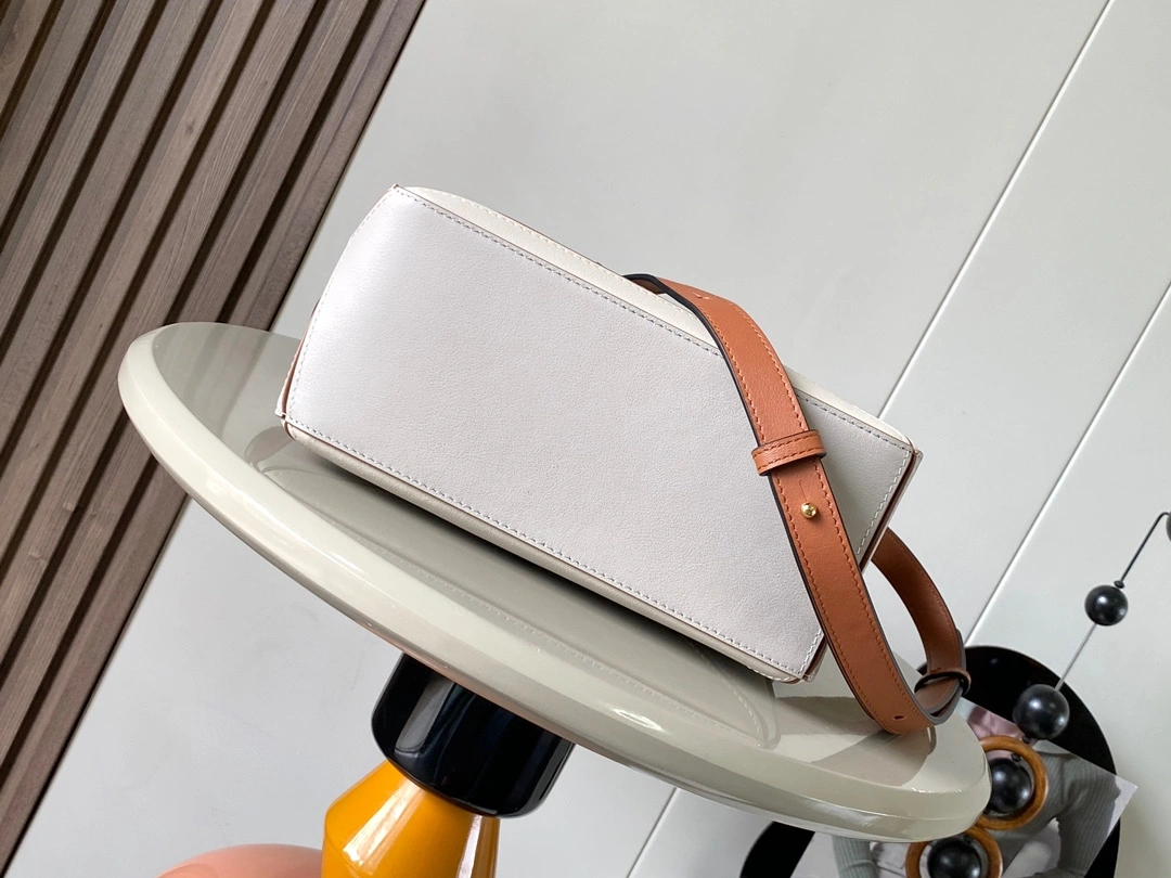GoAnywhere Loewe Puzzle Bags 71966