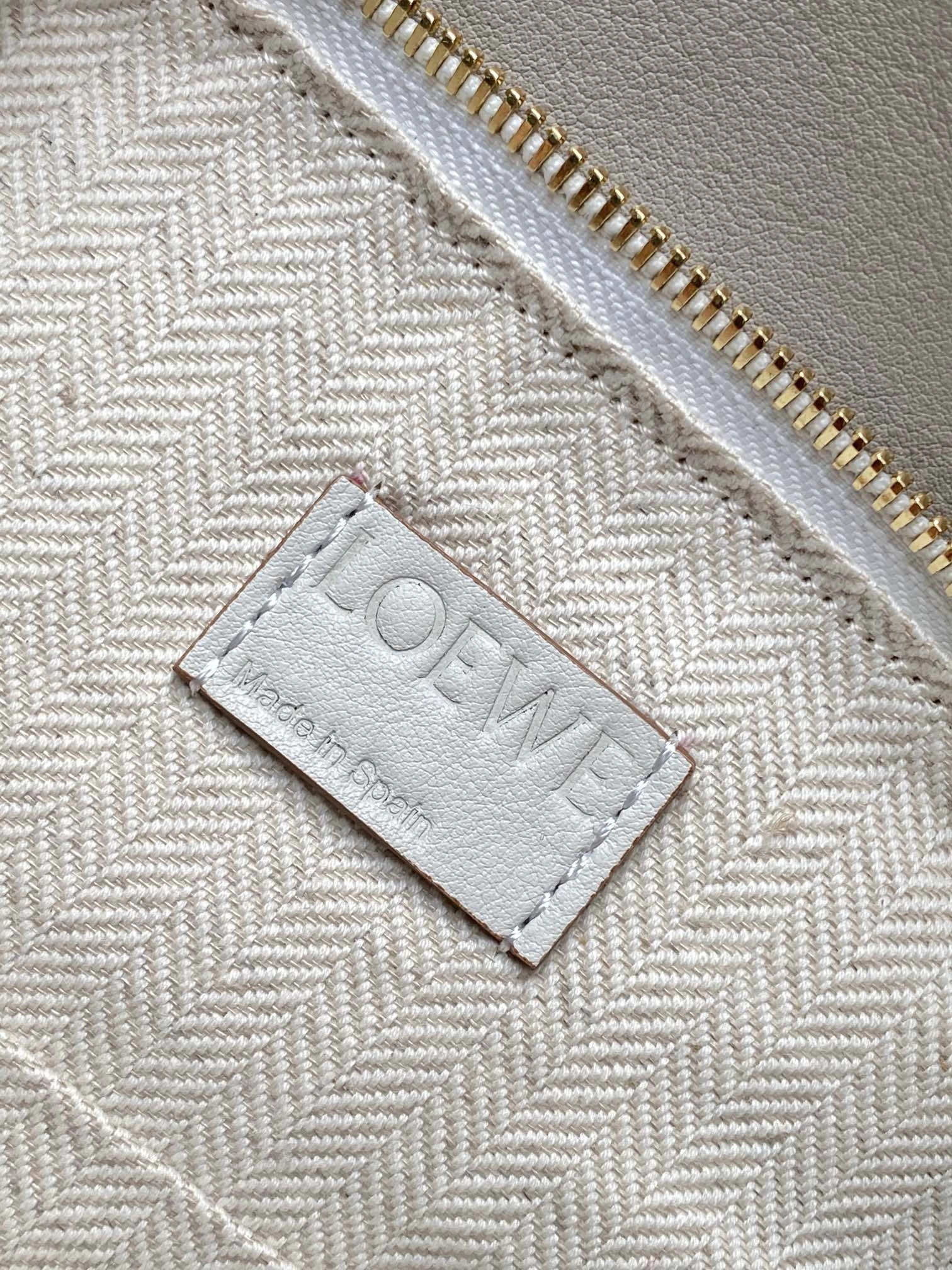 GoAnywhere Loewe Puzzle Bags 71966