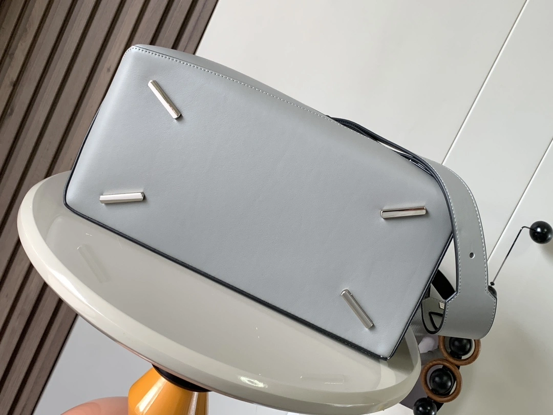 Classic Loewe Puzzle Bags 71931
