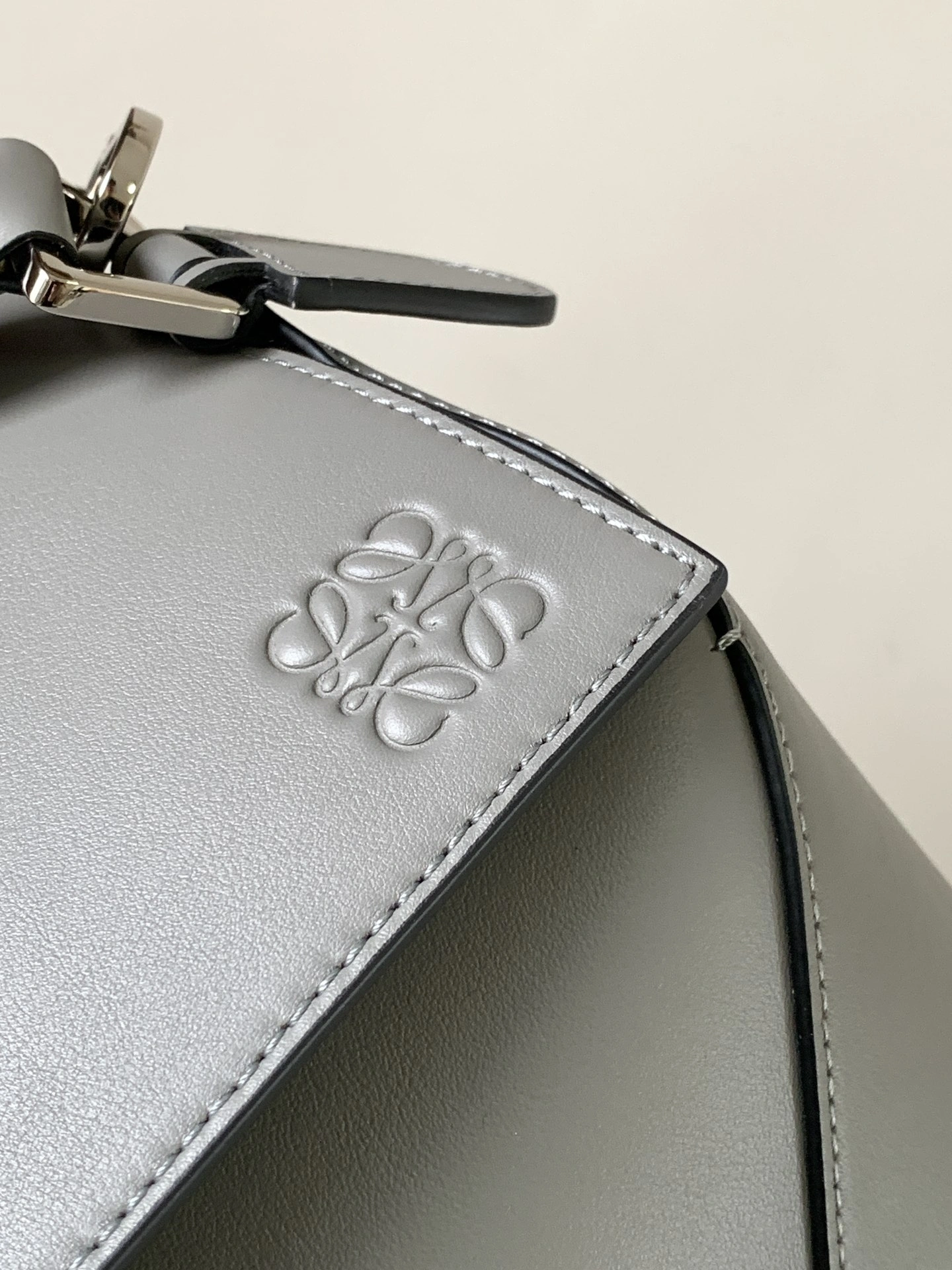 Classic Loewe Puzzle Bags 71931