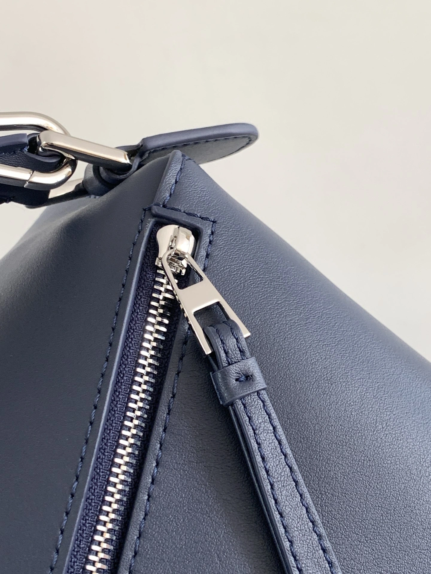 FreshLook Loewe Puzzle Bags 71958