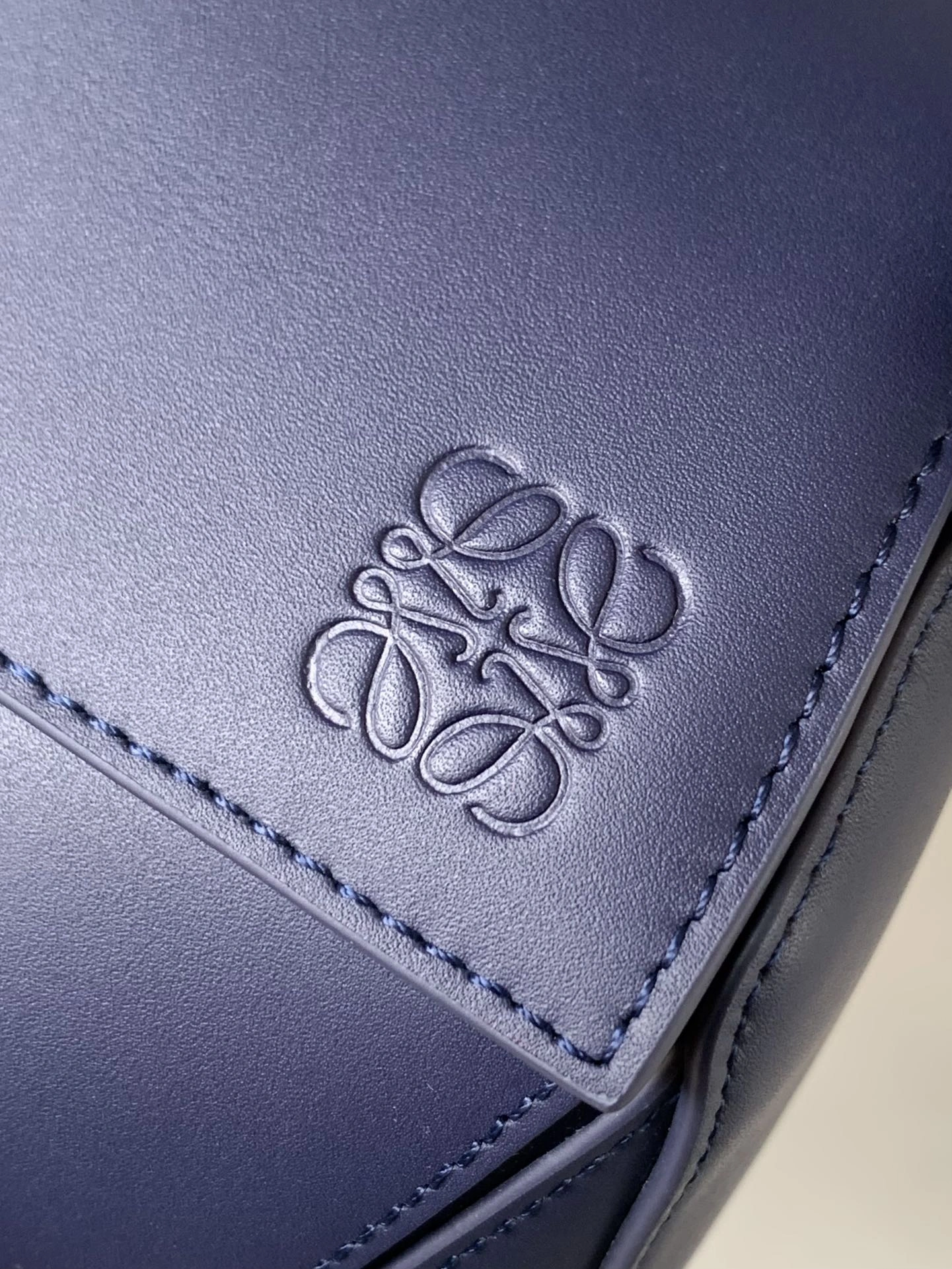 Neat Loewe Puzzle Bags 71953