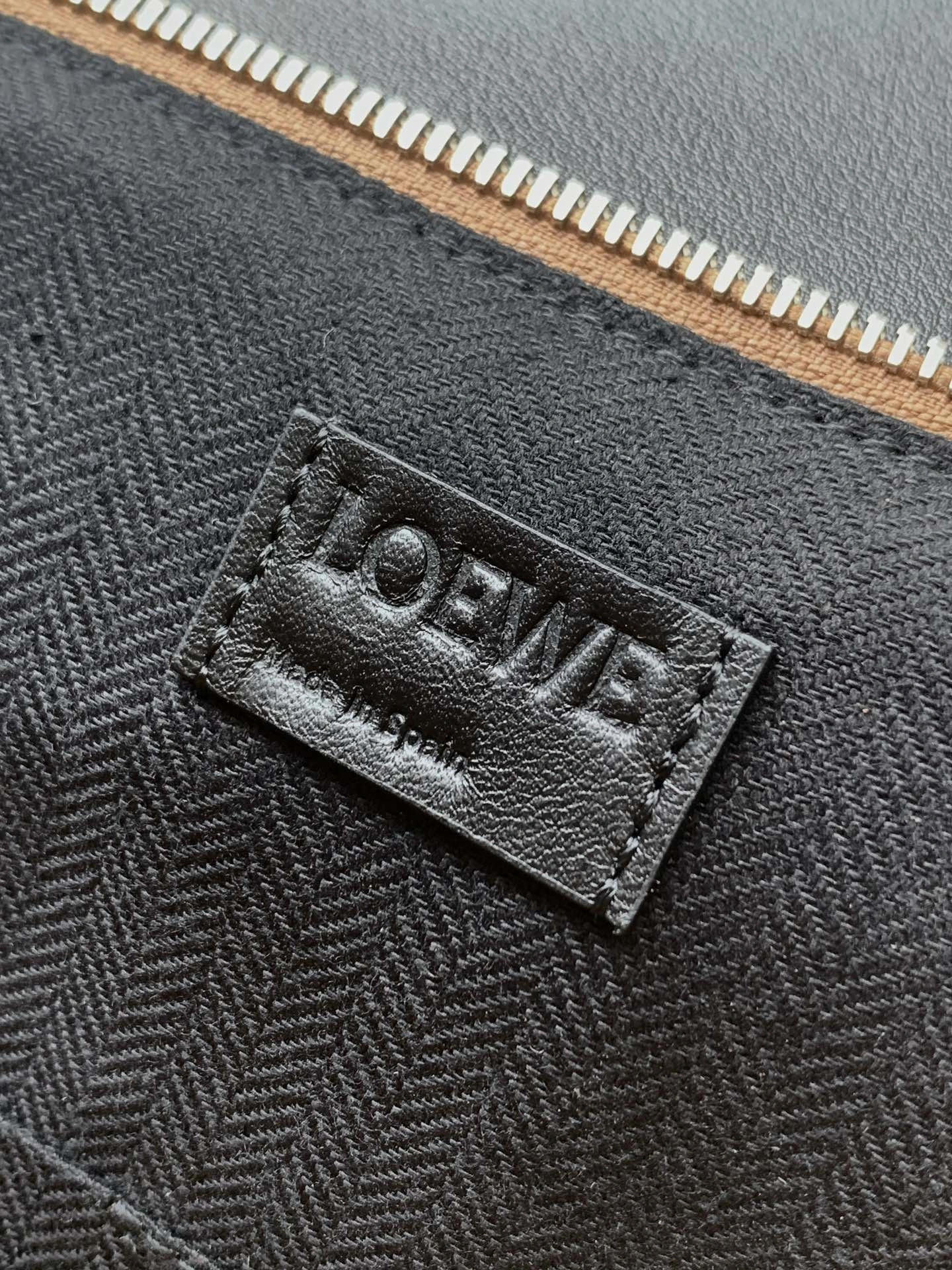Premium Loewe Puzzle Bags 71920