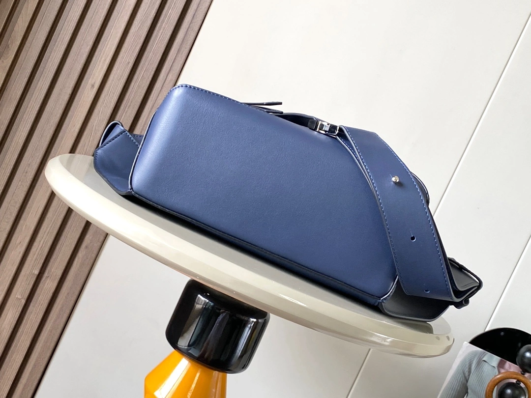 Practical Loewe Puzzle Bags 71904