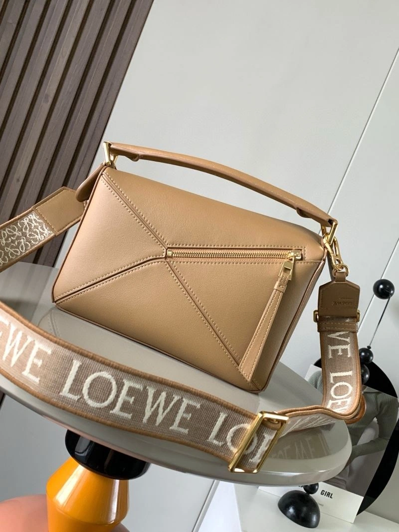 Premium Loewe Puzzle Bags 67077