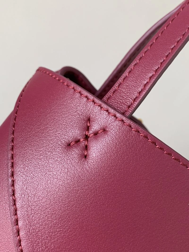 Loewe Puzzle Bags Reliable 67078