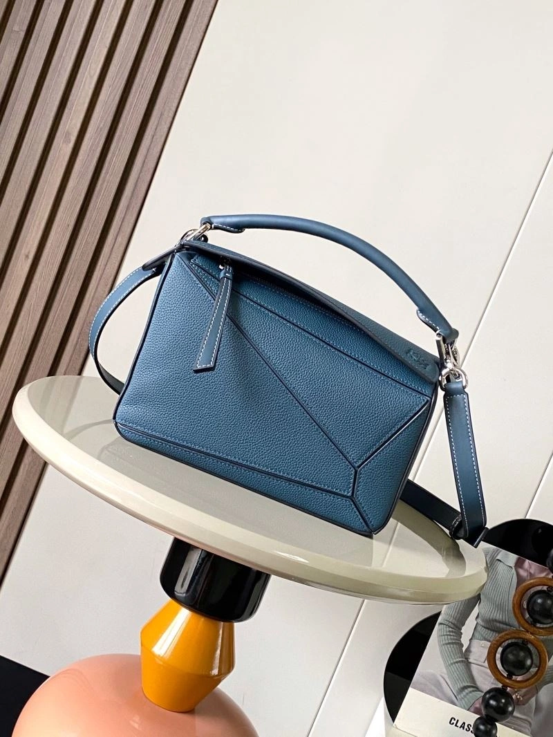 Durable Loewe Puzzle Bags 67071