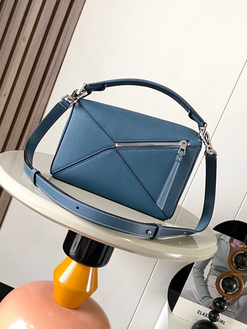 Durable Loewe Puzzle Bags 67071