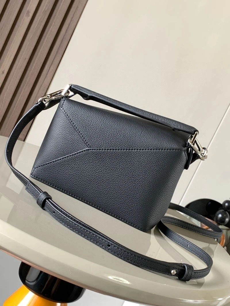 UrbanChic Loewe Puzzle Bags 61231