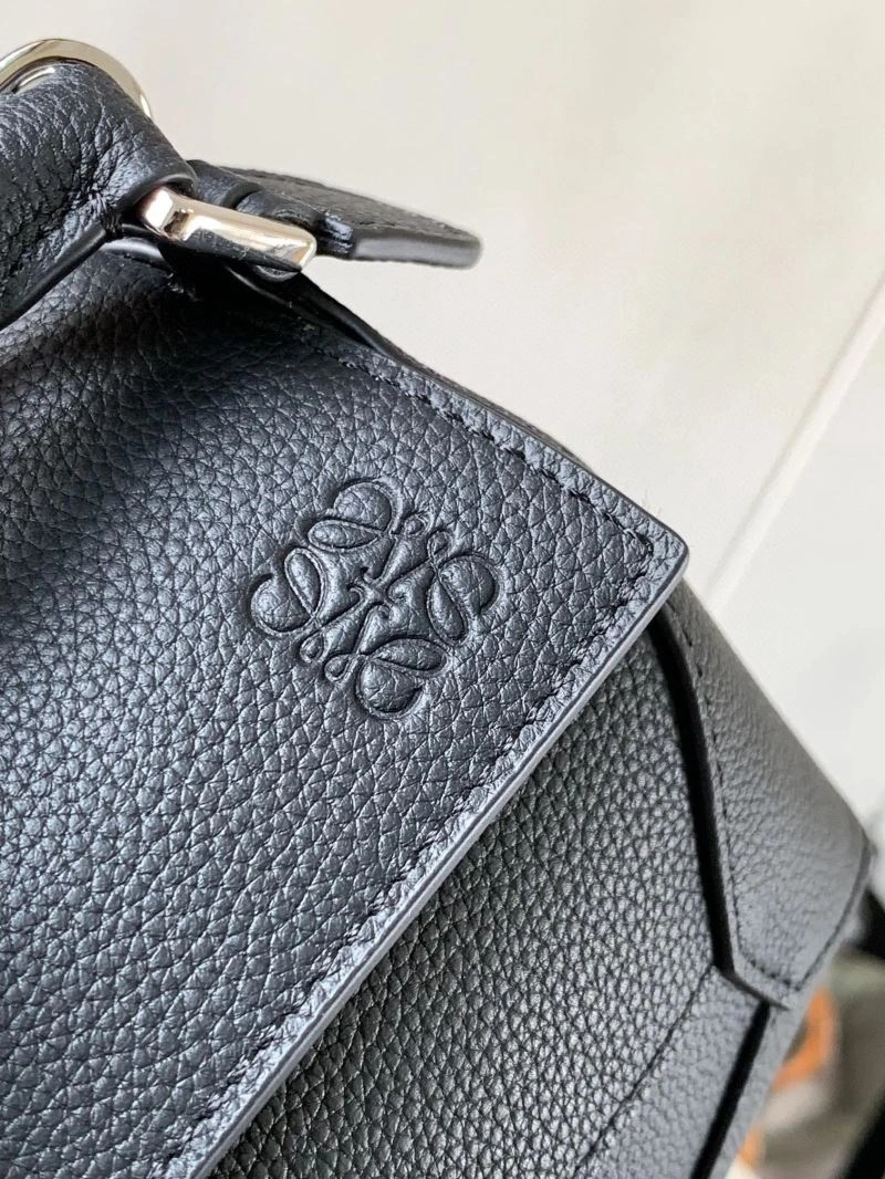 UrbanChic Loewe Puzzle Bags 61231