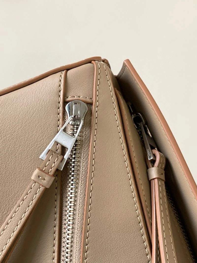 Trendy Loewe Puzzle Bags 61238