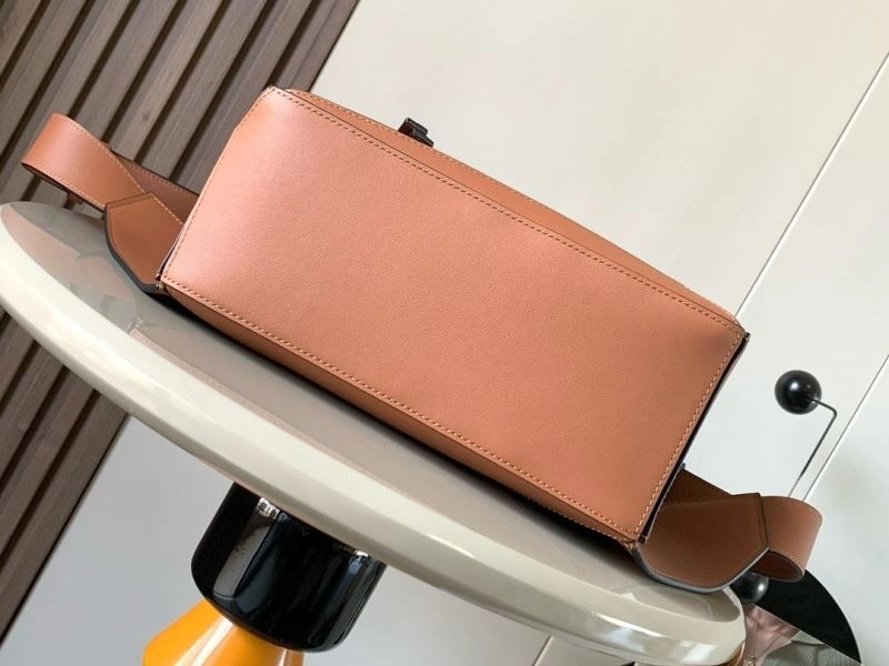 Flexible Loewe Puzzle Bags 61228