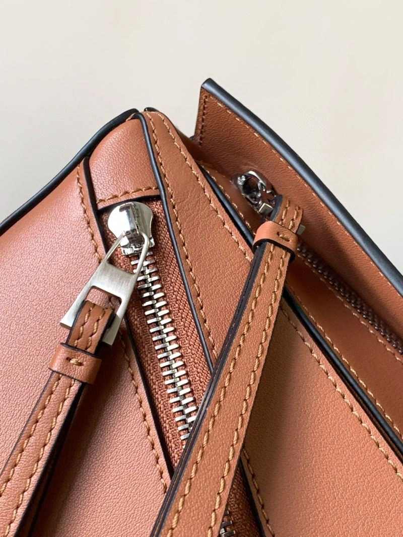 Flexible Loewe Puzzle Bags 61228