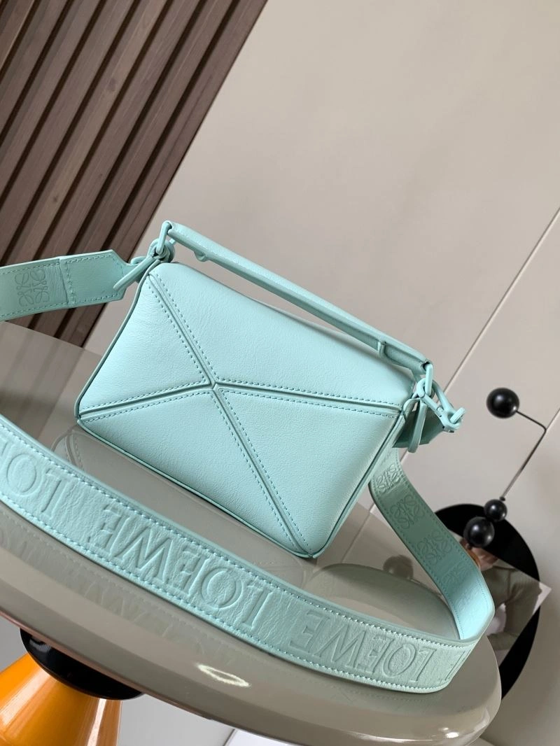Neat Loewe Puzzle Bags 61220