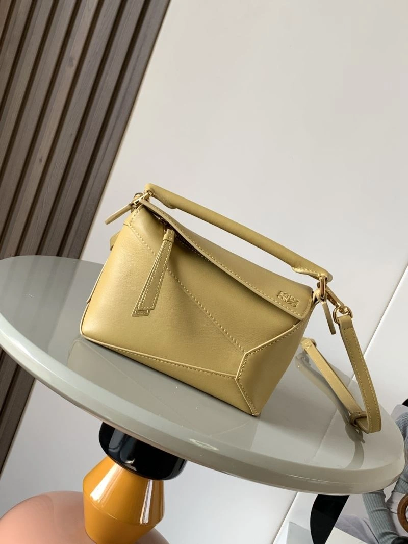 Premium Loewe Puzzle Bags 61204