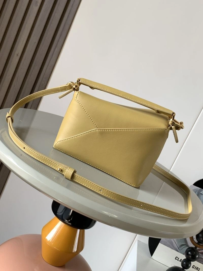 Premium Loewe Puzzle Bags 61204